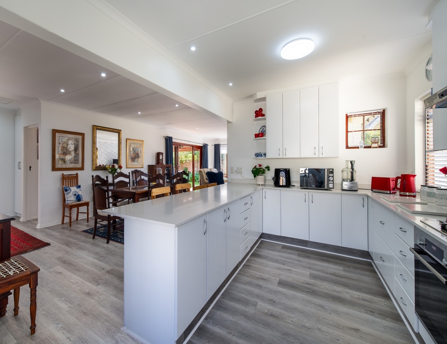 3 Bedroom Property for Sale in The Island Western Cape